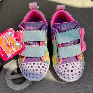Sketchers- twinkle toes. brand new! toddler size 6